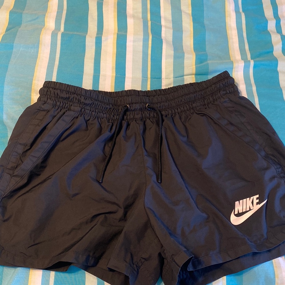 Women Nike shorts